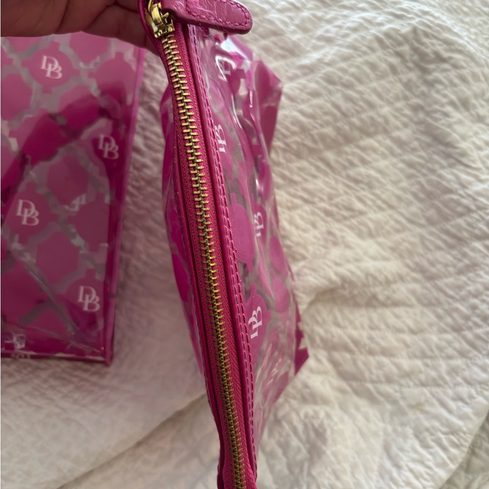 Dooney and Bourke, Plastic, Logo Set - Picture 6 of 11